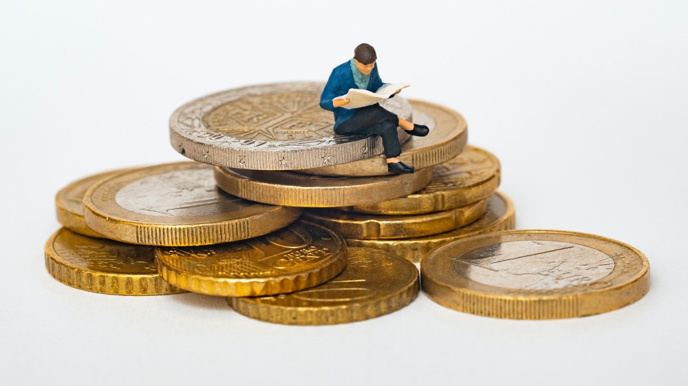 Guadagnare con entrate extra: 10 attività secondarie che puoi svolgere mentre lavori a tempo pieno